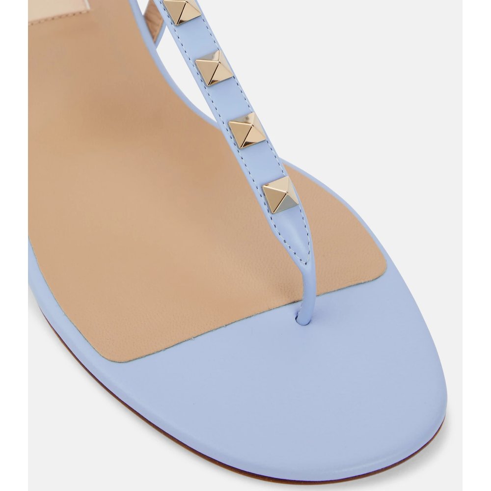 Кожаные сандалии-стринги Rockstud 6