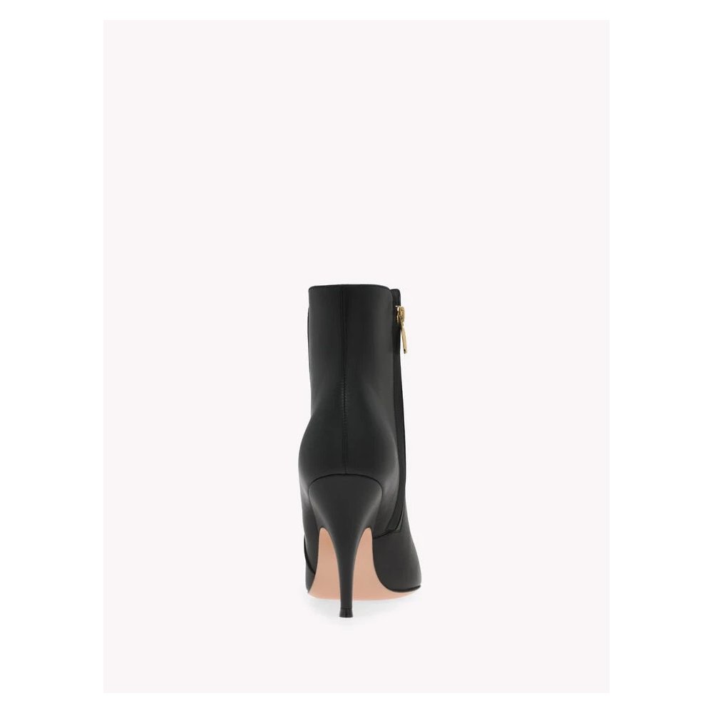 SOFIA BOOTIE 4
