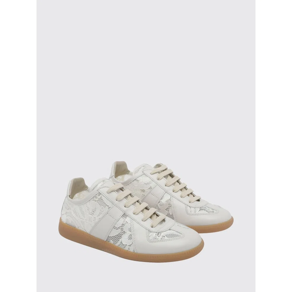 Кроссовки MAISON MARGIELA Replica из кожи с цветочной вышивкой на кружеве 2
