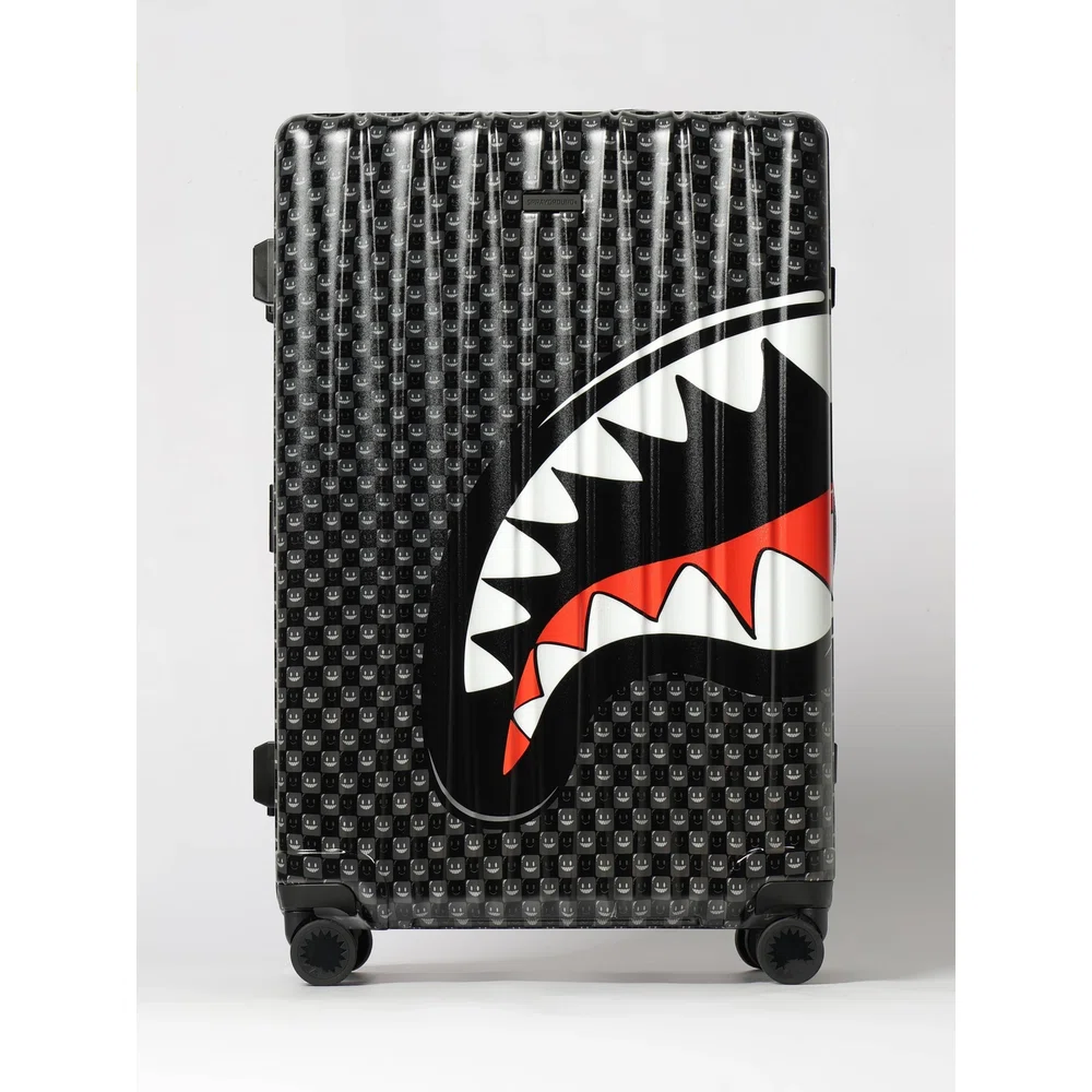 Дорожный чемодан-тележка Sharks In Paris от Sprayground из поликарбоната с замком TSA 1