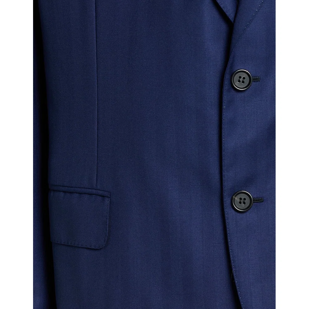 Костюмы 4