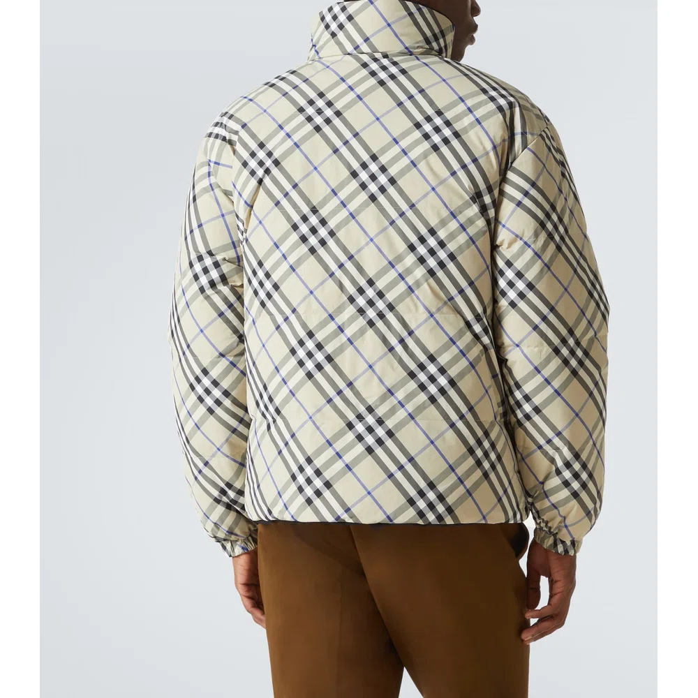 Пуховик с двусторонней расцветкой в клетку Burberry 4