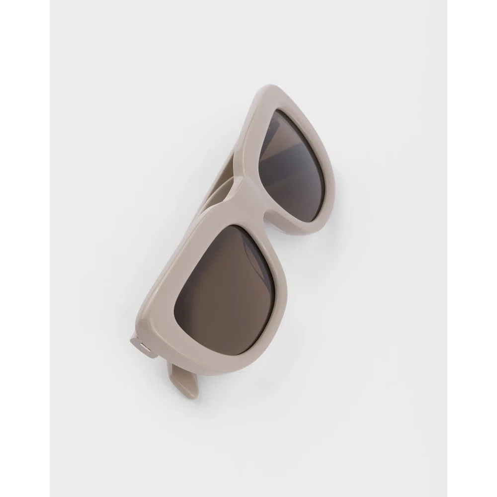 Солнцезащитные очки Prada Shadowplay 5