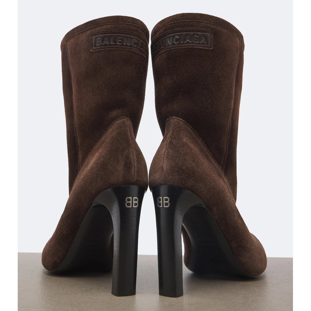 Fargo suede ankle boots 6