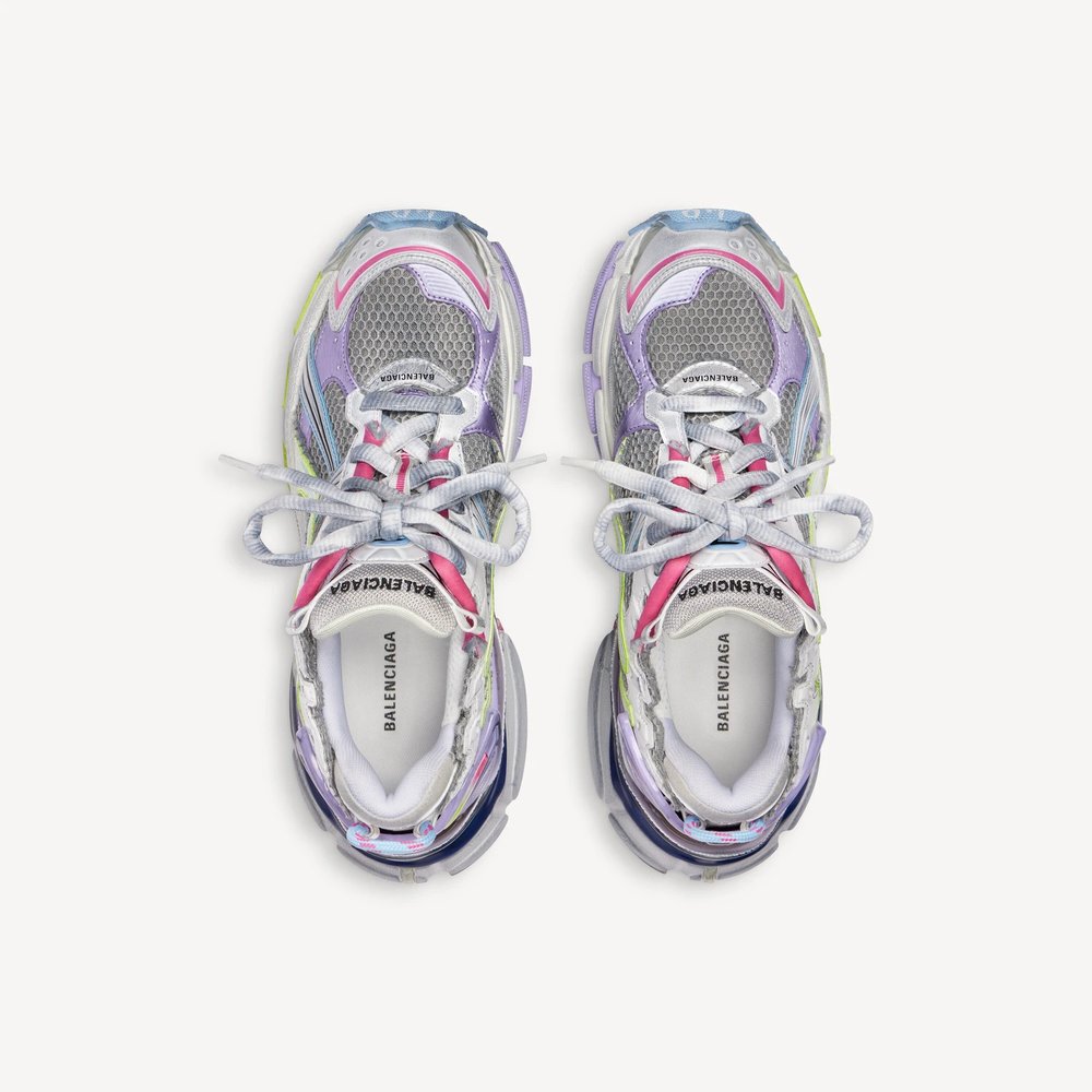Женские кроссовки Runner серого цвета 6