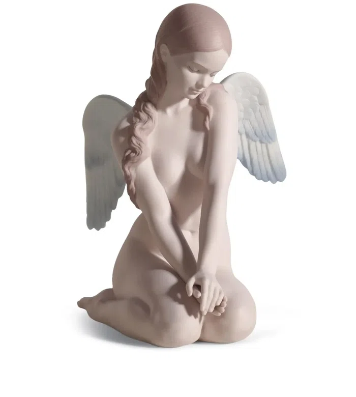 Фарфоровая фигурка Beautiful Angel (20 см)