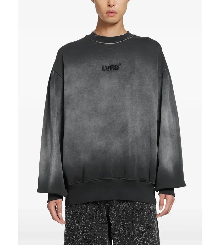 толстовка LVRS из коллаборации с Antonioli