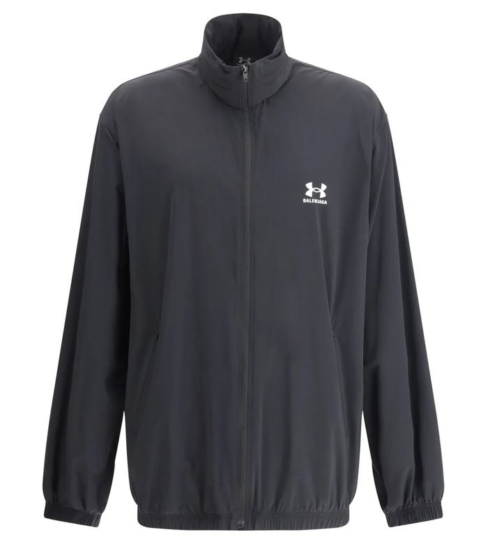 ветровка с принтом из коллаборации с Under Armor