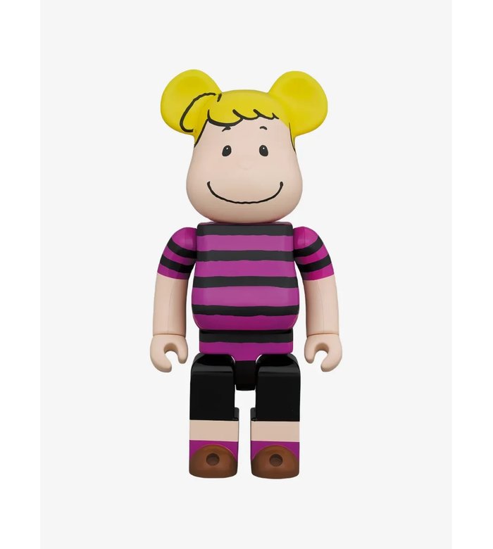 Коллекционная фигурка в полоску из коллаборации с Peanuts