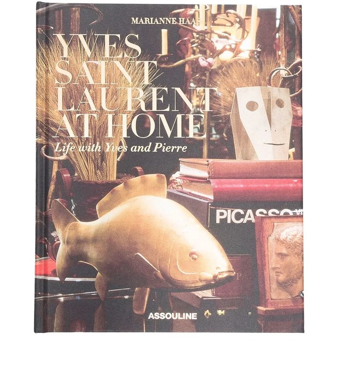 Книга Yves Saint Laurent At Home by Jacques Grange
